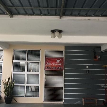 Miker Homestay Seri Iskandar Extérieur photo
